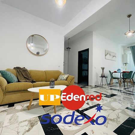 Family Apartment Near Palas Mall Iasi Exterior foto